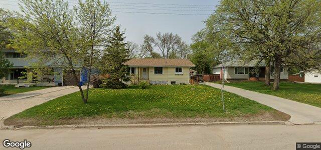 135 St Vital Road（加拿大曼尼托巴省温尼伯市）房屋照片