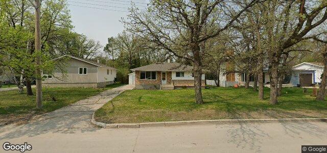 Larawan ng 141 St Vital Road sa Winnipeg, Manitoba