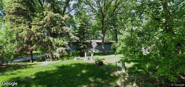 Larawan ng 170 Victoria Crescent sa Winnipeg, Manitoba