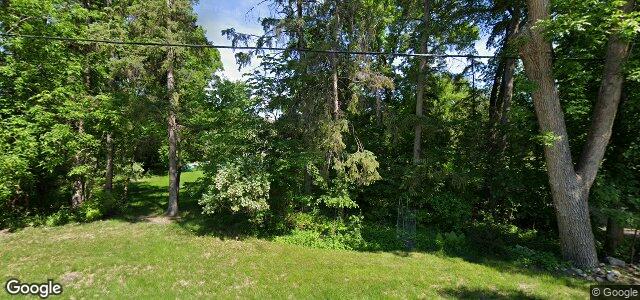 Larawan ng 202 Victoria Crescent sa Winnipeg, Manitoba