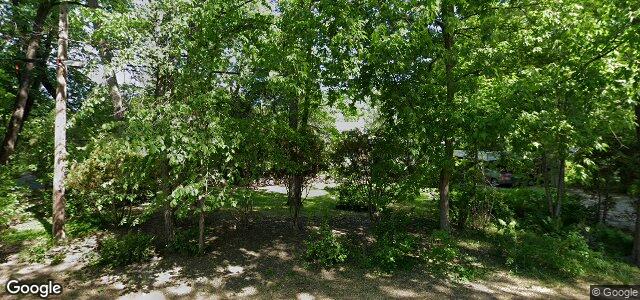 Larawan ng 208 Victoria Crescent sa Winnipeg, Manitoba