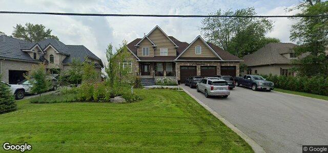 Larawan ng 211 Victoria Crescent sa Winnipeg, Manitoba