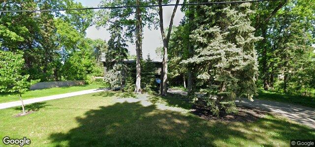 Larawan ng 260 Victoria Crescent sa Winnipeg, Manitoba