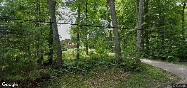 Larawan ng 295 Victoria Crescent sa Winnipeg, Manitoba