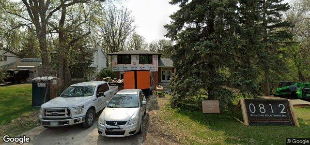 Larawan ng 303 Victoria Crescent sa Winnipeg, Manitoba