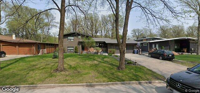 Larawan ng 318 Victoria Crescent sa Winnipeg, Manitoba