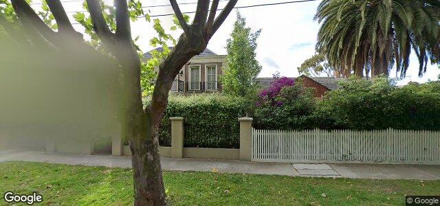 Larawan ng 36 Victoria Crescent sa Winnipeg, Manitoba