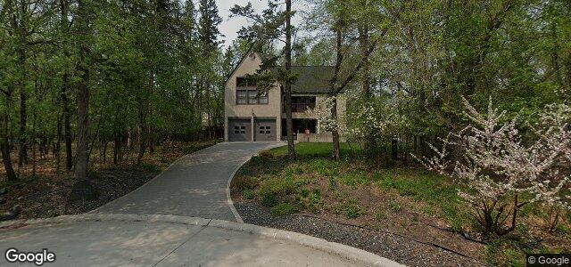 Photo of 570 Victoria Grove in Winnipeg, Manitoba