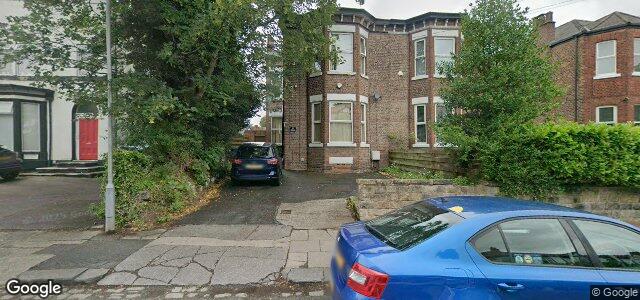 Larawan ng 77 Victoria Crescent sa Winnipeg, Manitoba