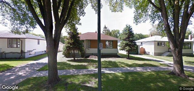 Photo of 110 Whittier Avenue W in Winnipeg, Manitoba