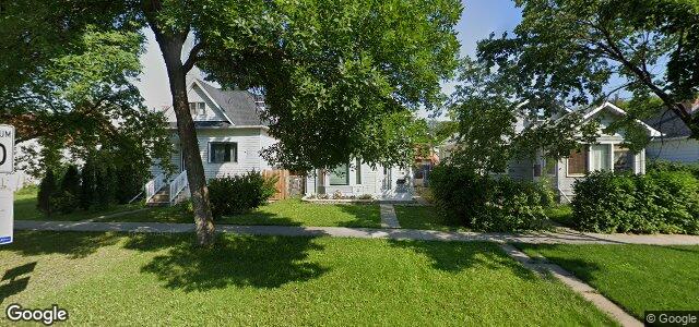 Larawan ng 111 Ravelston Avenue W sa Winnipeg, Manitoba