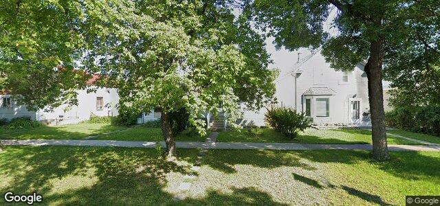 Larawan ng 113 Ravelston Avenue W sa Winnipeg, Manitoba