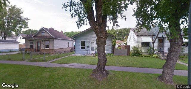 Larawan ng 121 Harvard Avenue W sa Winnipeg, Manitoba