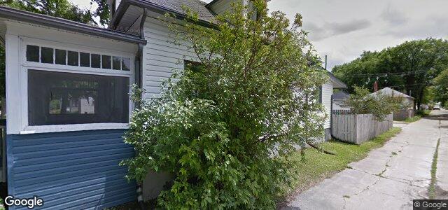 Larawan ng 122 Harvard Avenue W sa Winnipeg, Manitoba