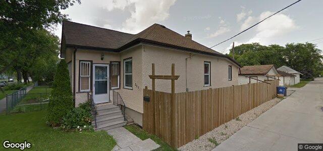 Larawan ng 207 Rosseau Avenue W sa Winnipeg, Manitoba