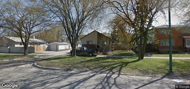 Larawan ng 208 Kildare Avenue W sa Winnipeg, Manitoba