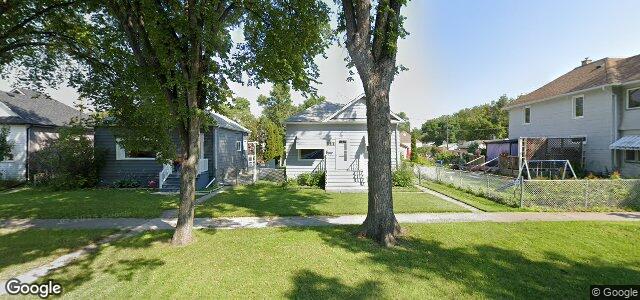 Larawan ng 211 Ravelston Avenue W sa Winnipeg, Manitoba
