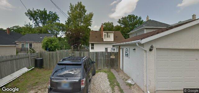 Larawan ng 222 Yale Avenue W sa Winnipeg, Manitoba