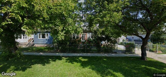 Larawan ng 313 Ravelston Avenue W sa Winnipeg, Manitoba