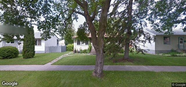 Photo of 319 Harvard Avenue W in Winnipeg, Manitoba