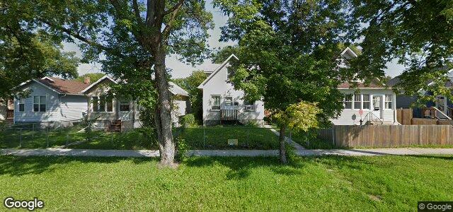 Larawan ng 319 Ravelston Avenue W sa Winnipeg, Manitoba