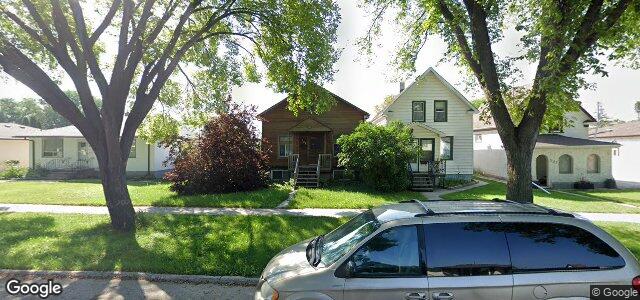 Larawan ng 328 Rosseau Avenue W sa Winnipeg, Manitoba
