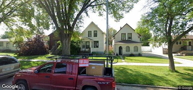 Larawan ng 330 Rosseau Avenue W sa Winnipeg, Manitoba