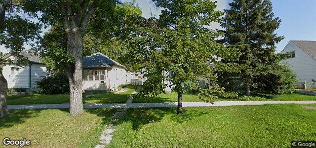 Larawan ng 333 Ravelston Avenue W sa Winnipeg, Manitoba