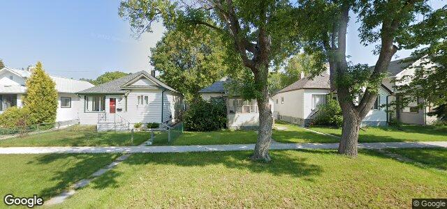 Larawan ng 335 Ravelston Avenue W sa Winnipeg, Manitoba