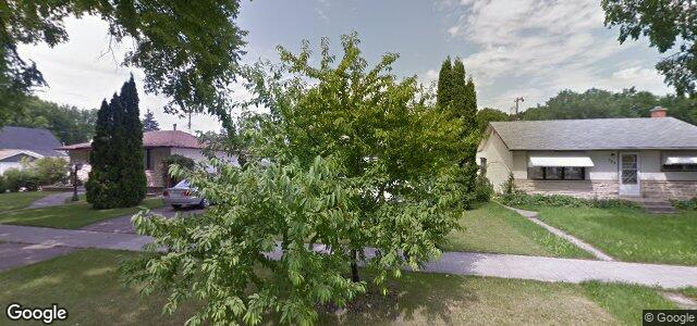 Larawan ng 341 Harvard Avenue W sa Winnipeg, Manitoba