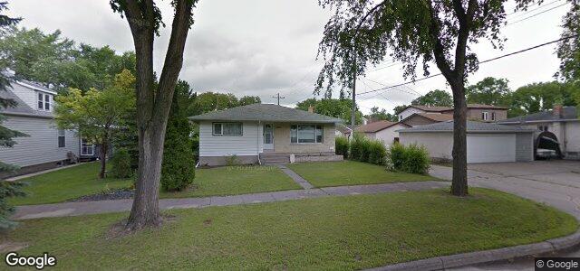 Larawan ng 405 Harvard Avenue W sa Winnipeg, Manitoba