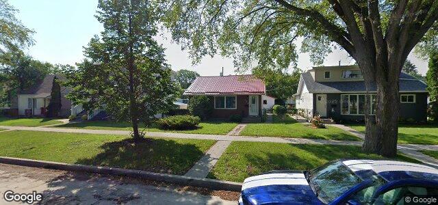 Larawan ng 414 Whittier Avenue W sa Winnipeg, Manitoba