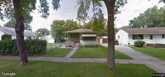 Larawan ng 415 Harvard Avenue W sa Winnipeg, Manitoba