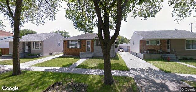 Photo of 426 Victoria Avenue W in Winnipeg, Manitoba