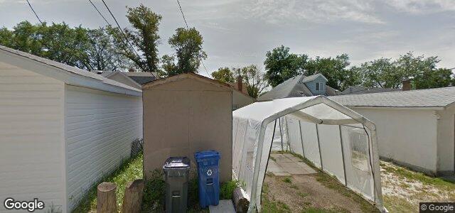 Larawan ng 433 Rosseau Avenue W sa Winnipeg, Manitoba