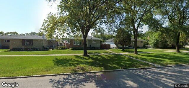 Larawan ng 436 Kildare Avenue W sa Winnipeg, Manitoba