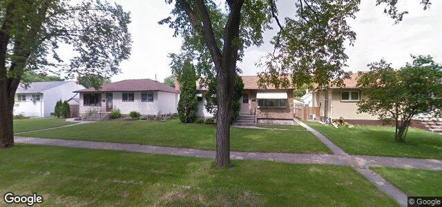 Larawan ng 439 Harvard Avenue W sa Winnipeg, Manitoba