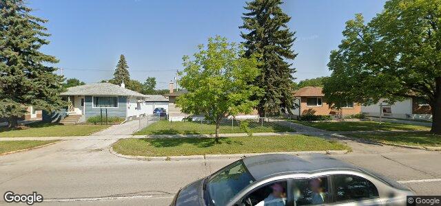 Larawan ng 439 Regent Avenue W sa Winnipeg, Manitoba