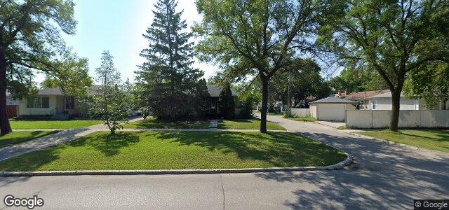 Larawan ng 444 Kildare Avenue W sa Winnipeg, Manitoba