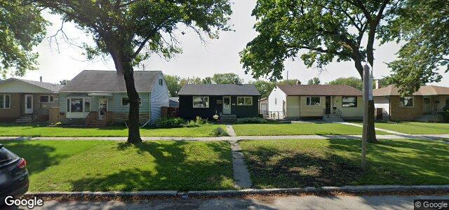 Larawan ng 514 Ravelston Avenue W sa Winnipeg, Manitoba