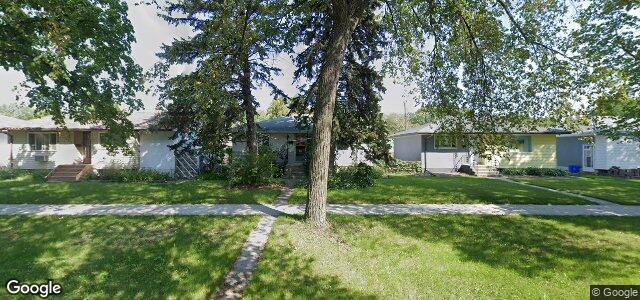 Larawan ng 517 Ravelston Avenue W sa Winnipeg, Manitoba
