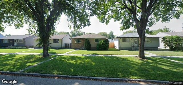 Larawan ng 518 Ravelston Avenue W sa Winnipeg, Manitoba