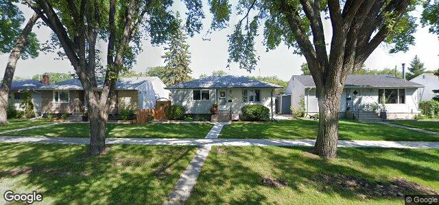 Larawan ng 533 Ravelston Avenue W sa Winnipeg, Manitoba