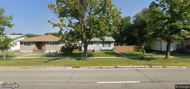 Larawan ng 535 Regent Avenue W sa Winnipeg, Manitoba
