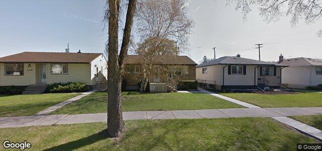 Photo of 560 Victoria Avenue W in Winnipeg, Manitoba