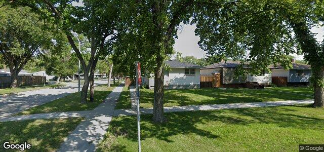 Larawan ng 569 Ravelston Avenue W sa Winnipeg, Manitoba