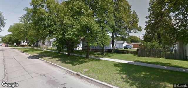 Larawan ng 604 Madeline Street sa Winnipeg, Manitoba