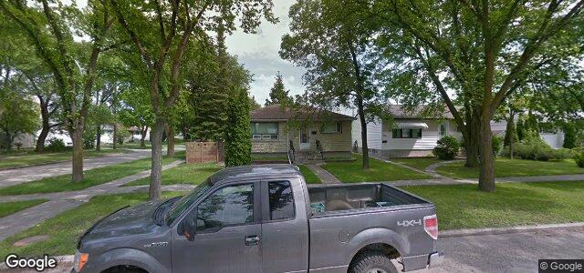 Larawan ng 710 Hoka Street sa Winnipeg, Manitoba