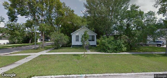 Larawan ng 710 Winona Street sa Winnipeg, Manitoba