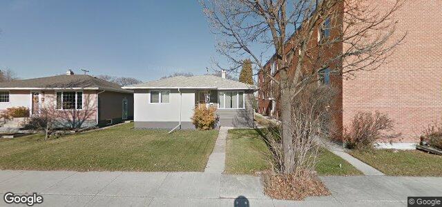 Larawan ng 713 Regent Avenue W sa Winnipeg, Manitoba